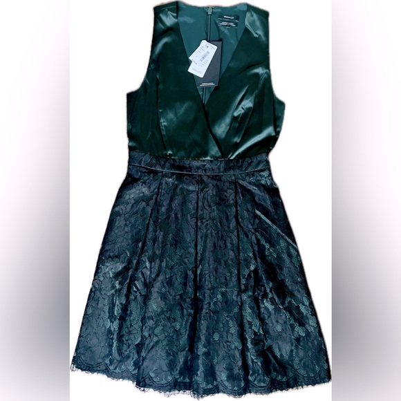 RW&CO Fit and Flare Lace Dress - Picture 1 of 5